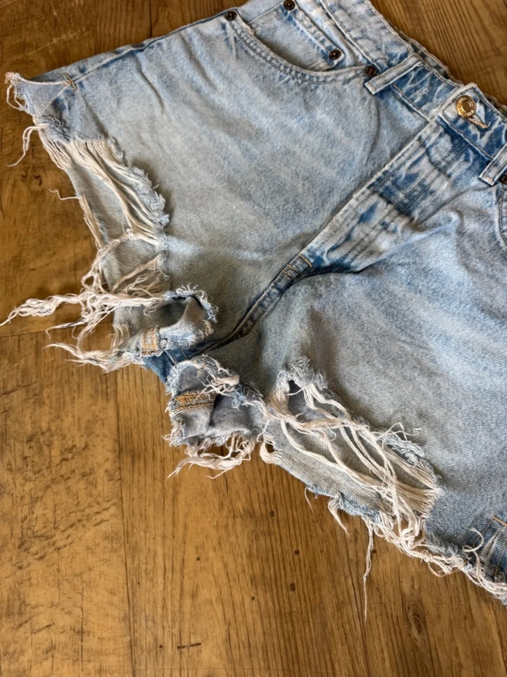 Zara Light Blue Button Fly Distressed Denim Jeans Sz 10